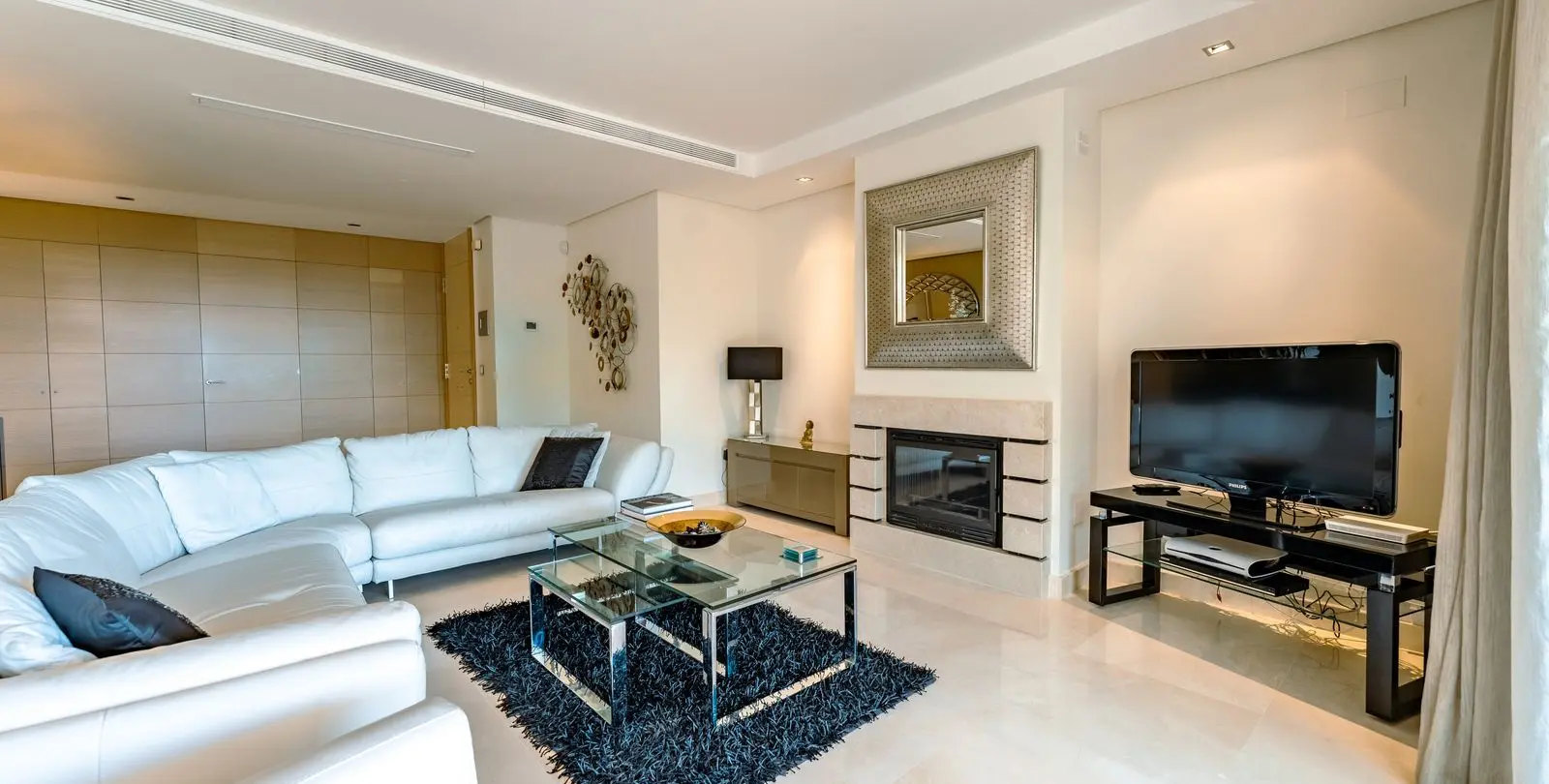 Sale of middle floor apartment in La Quinta 6