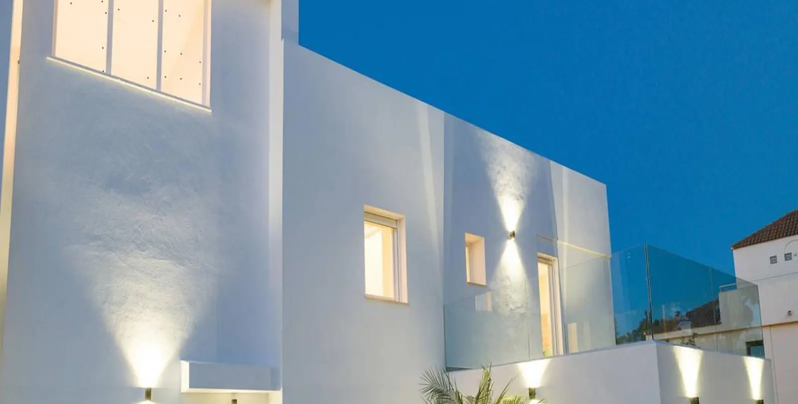 Продажа  отдельно стоящей виллы в Nueva Andalucía 13