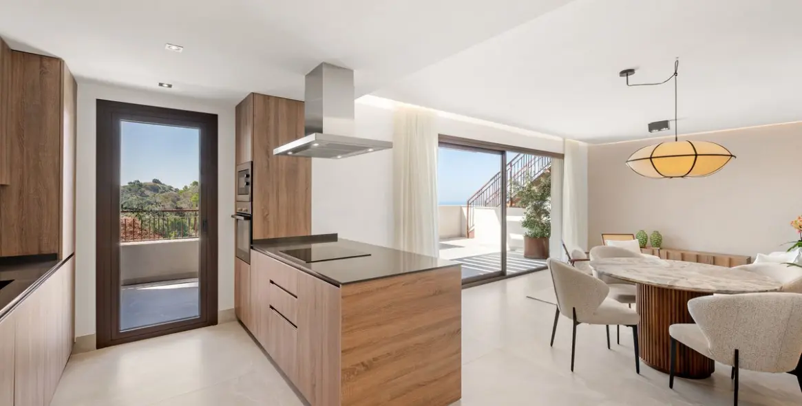 Venta de ático dúplex en Istán 26