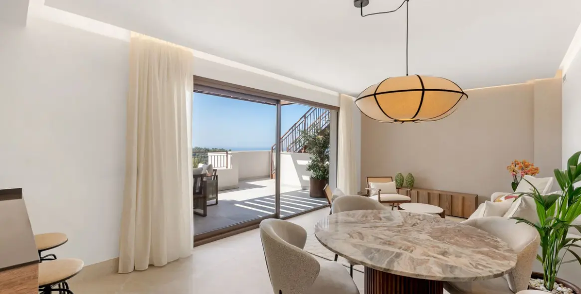 Venta de ático dúplex en Istán 27