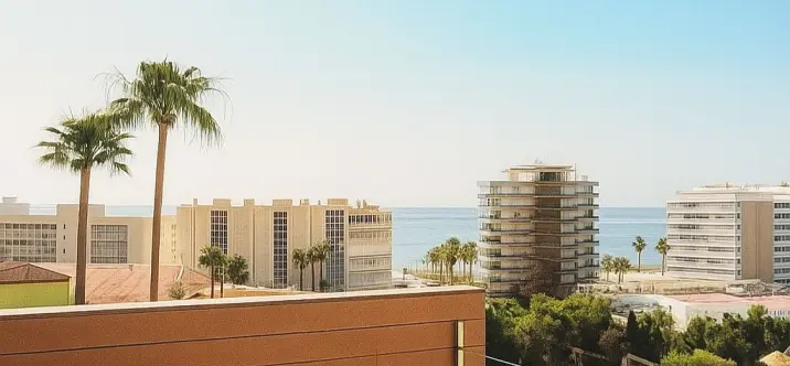 Venta de villa independiente en Fuengirola 0