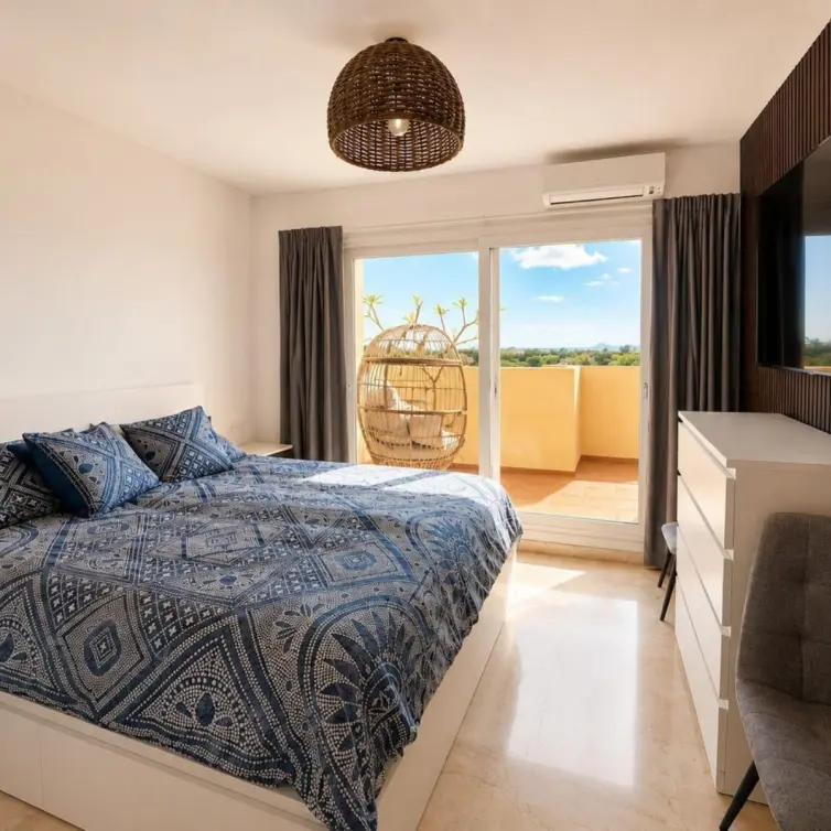 Sale of penthouse in Selwo