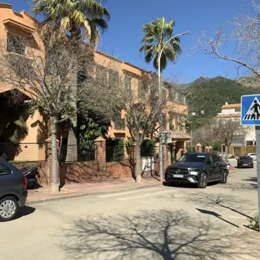 Продажа апартаментов на среднем этаже в Marbella