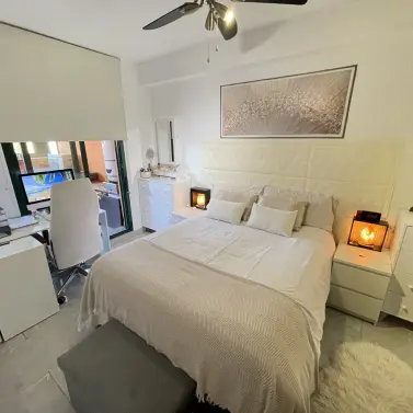 Продажа апартаментов на среднем этаже в Marbella