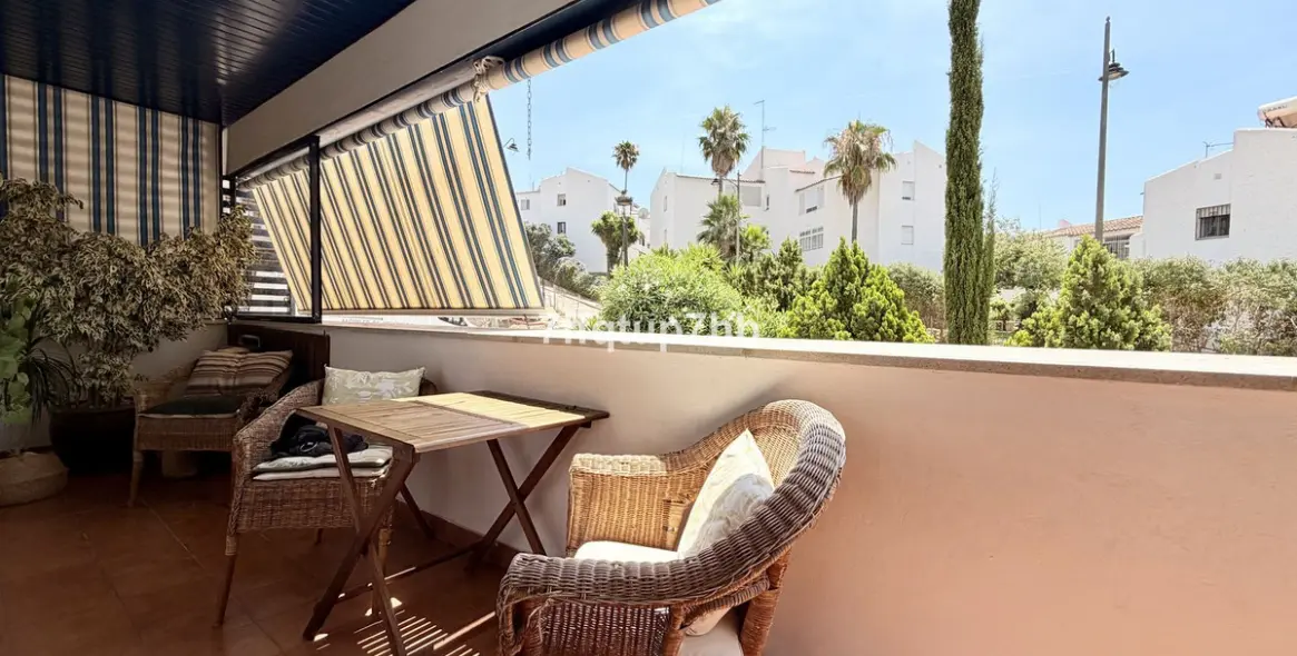 Sale of ground floor apartment in Estepona 6