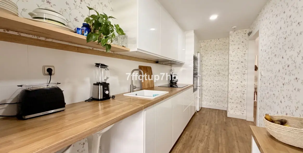 Sale of ground floor apartment in Estepona 7
