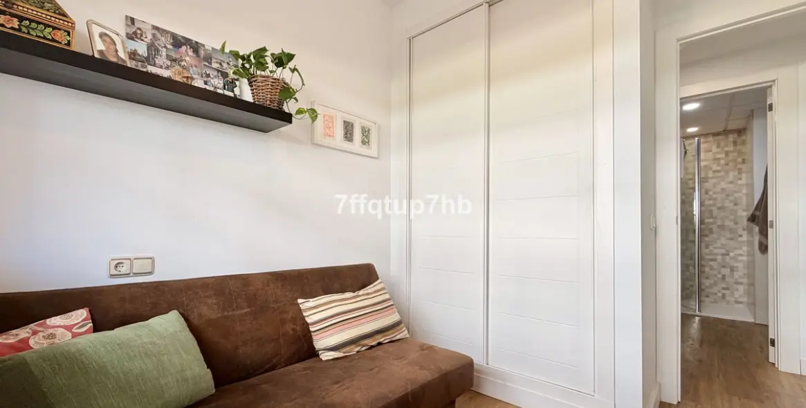 Sale of ground floor apartment in Estepona 17