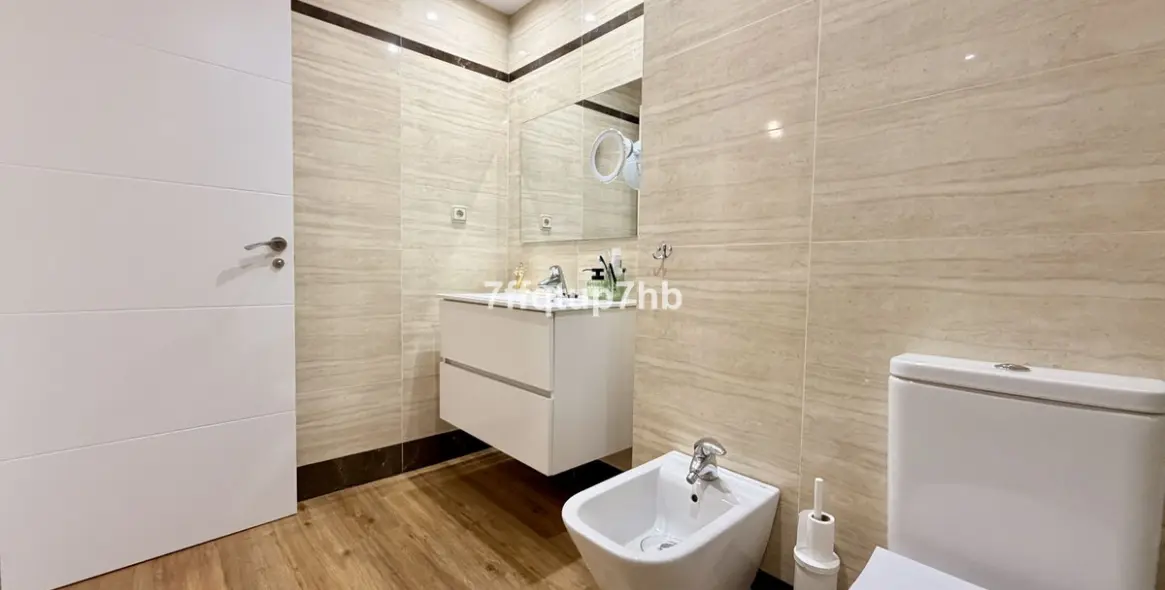Sale of ground floor apartment in Estepona 19