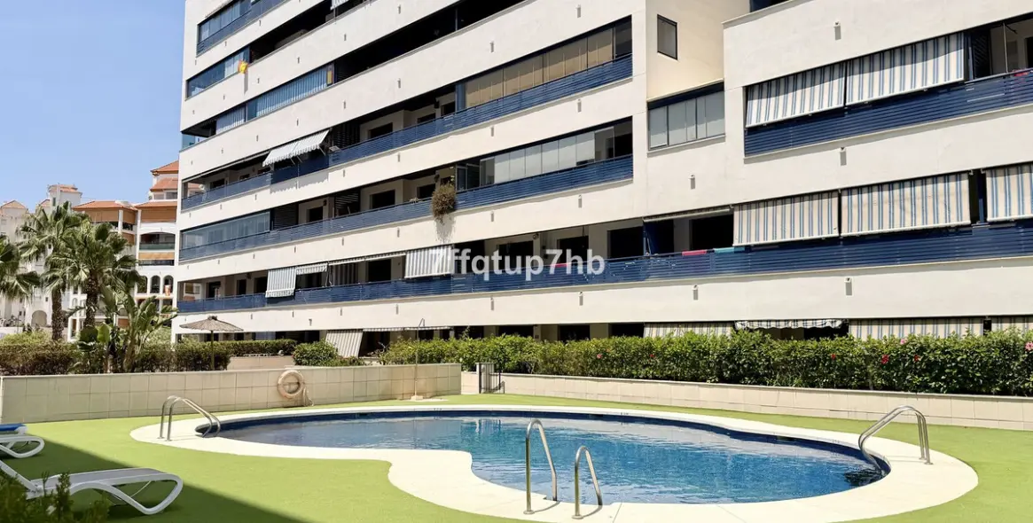 Sale of ground floor apartment in Estepona 24