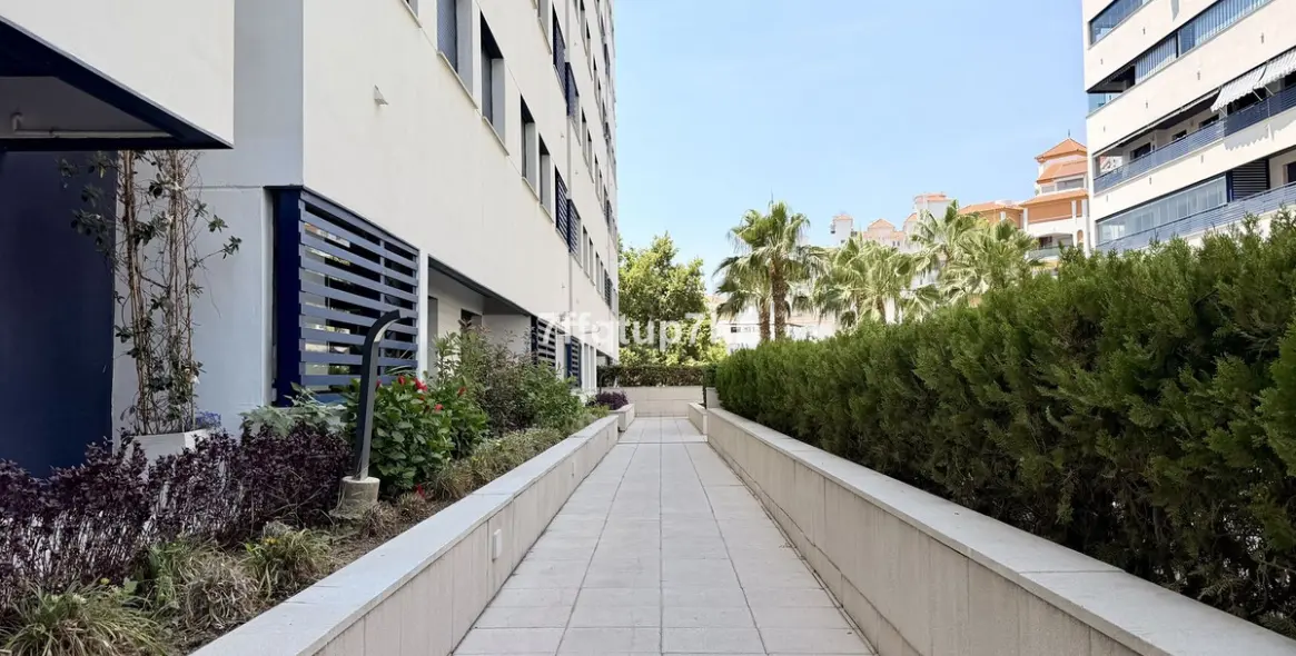 Sale of ground floor apartment in Estepona 27