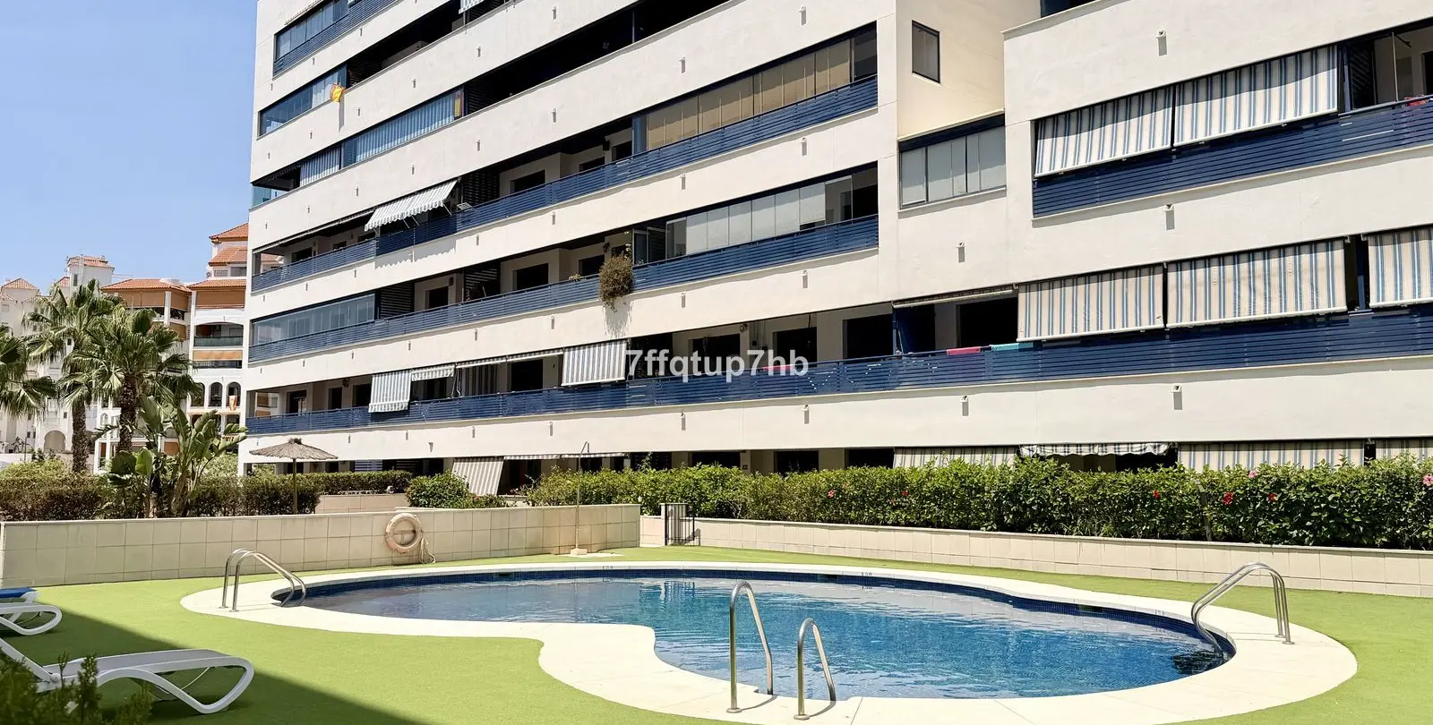 Venta de apartamento en planta baja en Estepona 24