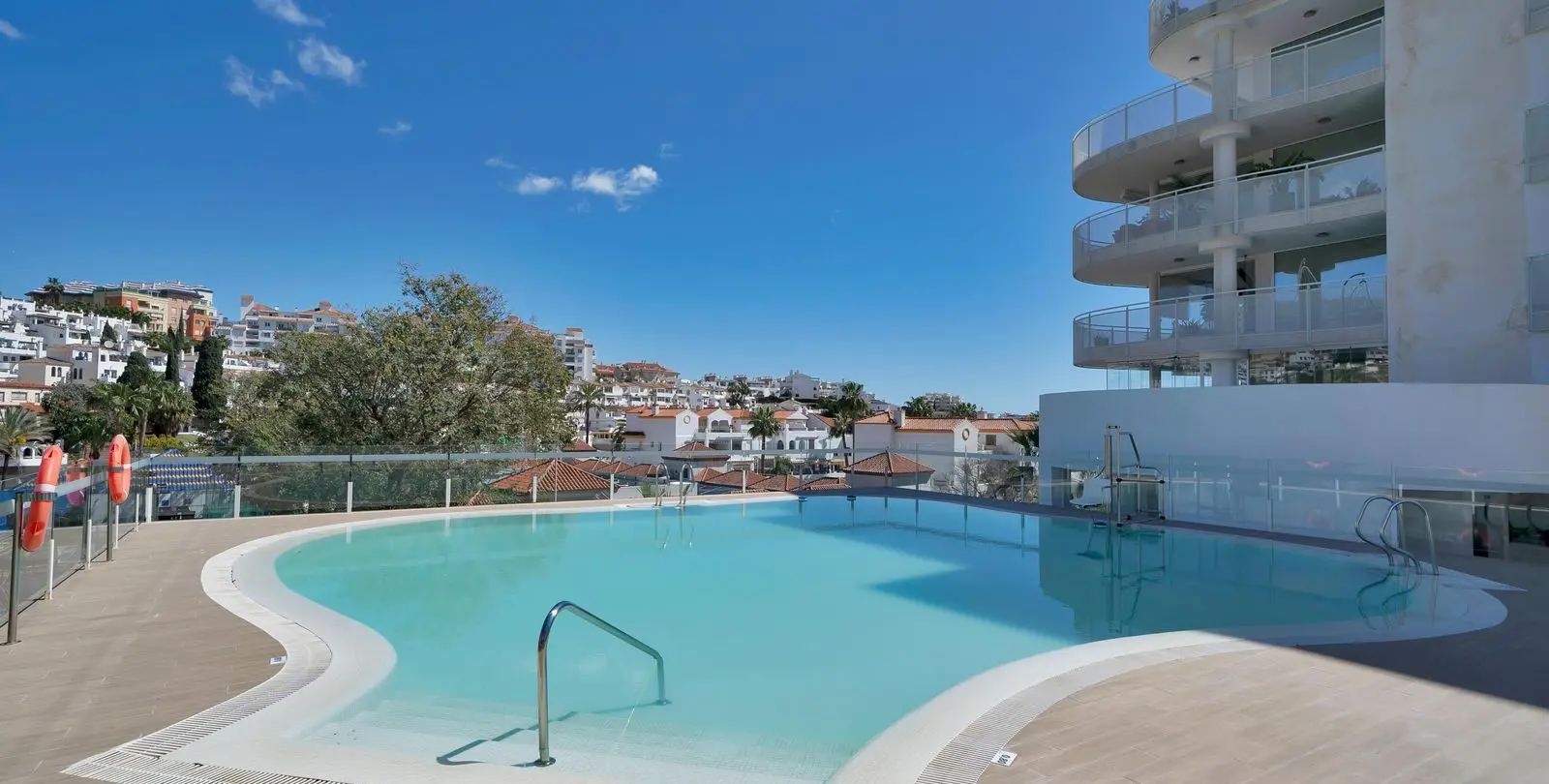 Продажа апартаментов на первом этаже в Benalmadena 26