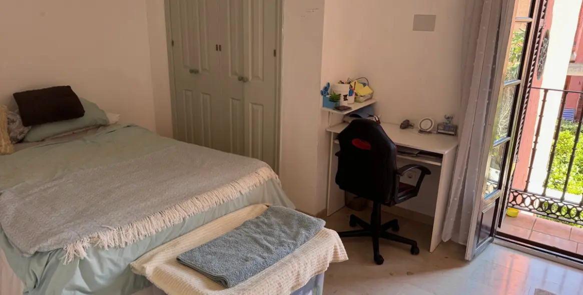 Sale of townhouse in Estepona 11