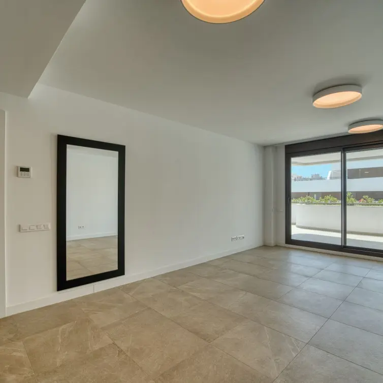 Venta de apartamento en planta baja en Estepona