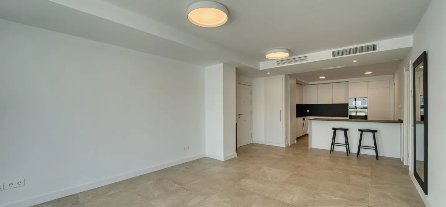 Venta de apartamento en planta baja en Estepona 1