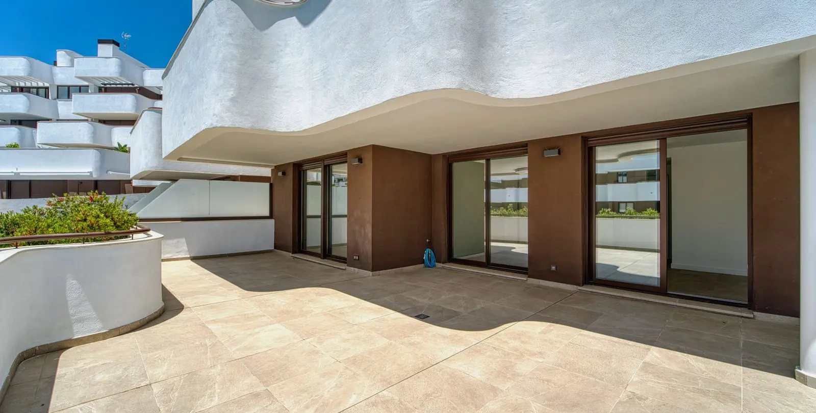 Venta de apartamento en planta baja en Estepona 14