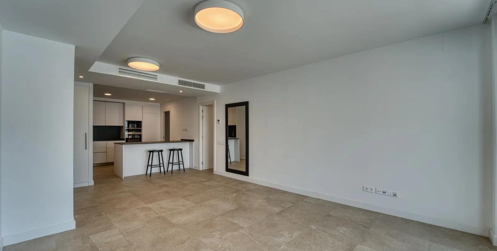 Venta de apartamento en planta baja en Estepona 16