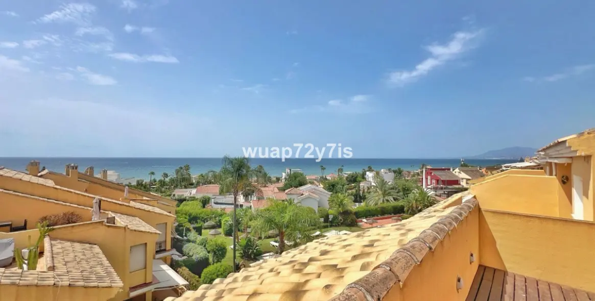 Sale of duplex in Costabella 24