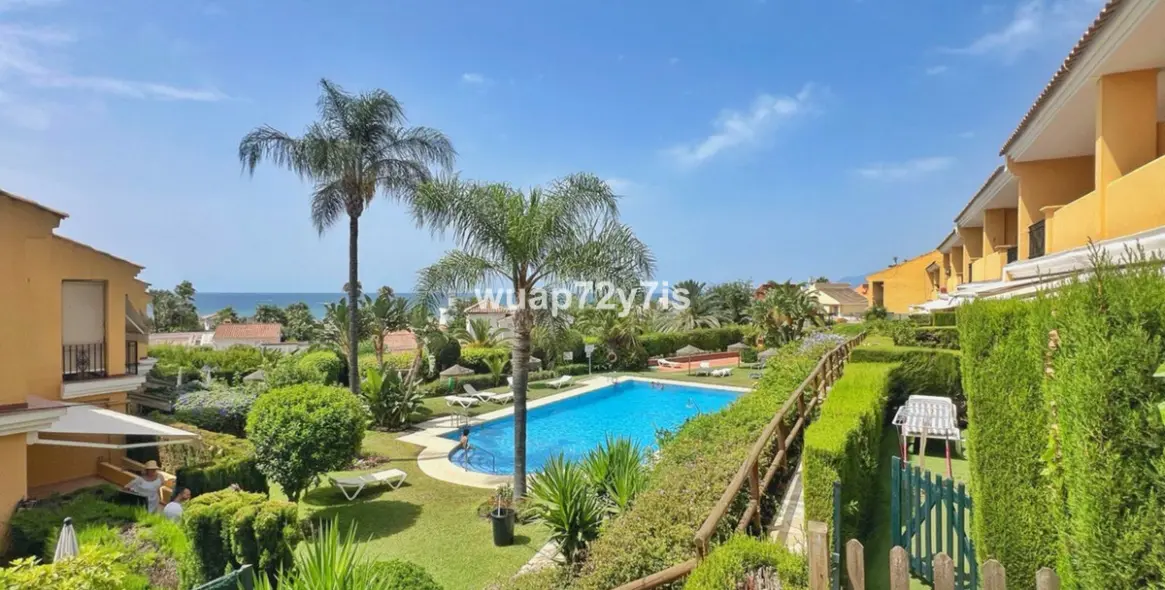 Sale of duplex in Costabella 25
