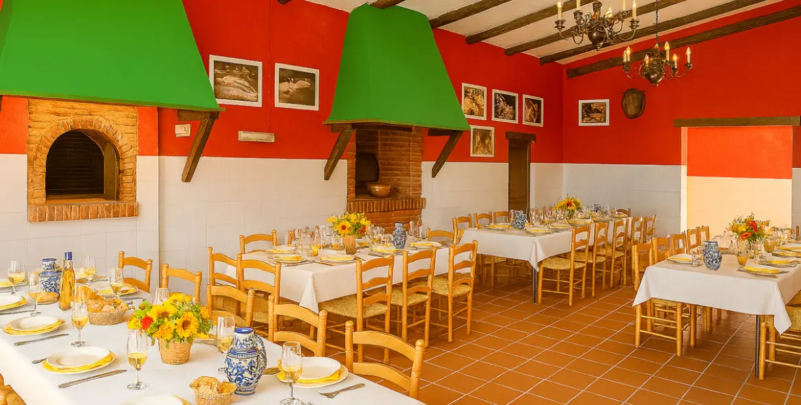 Sale of apartment complex in Gaucín 12