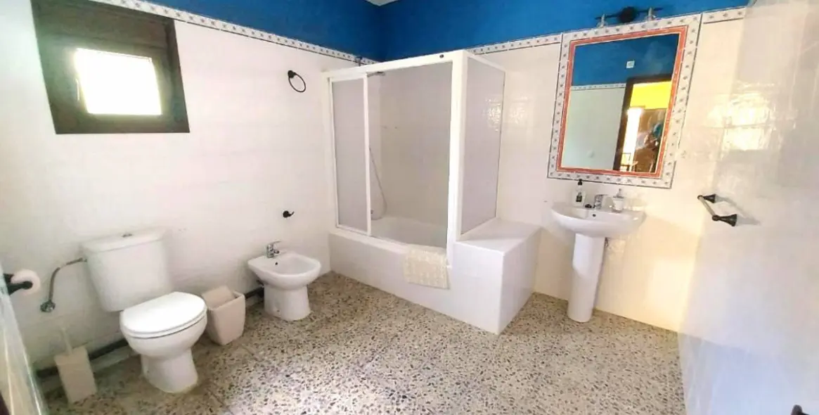 Sale of apartment complex in Gaucín 26