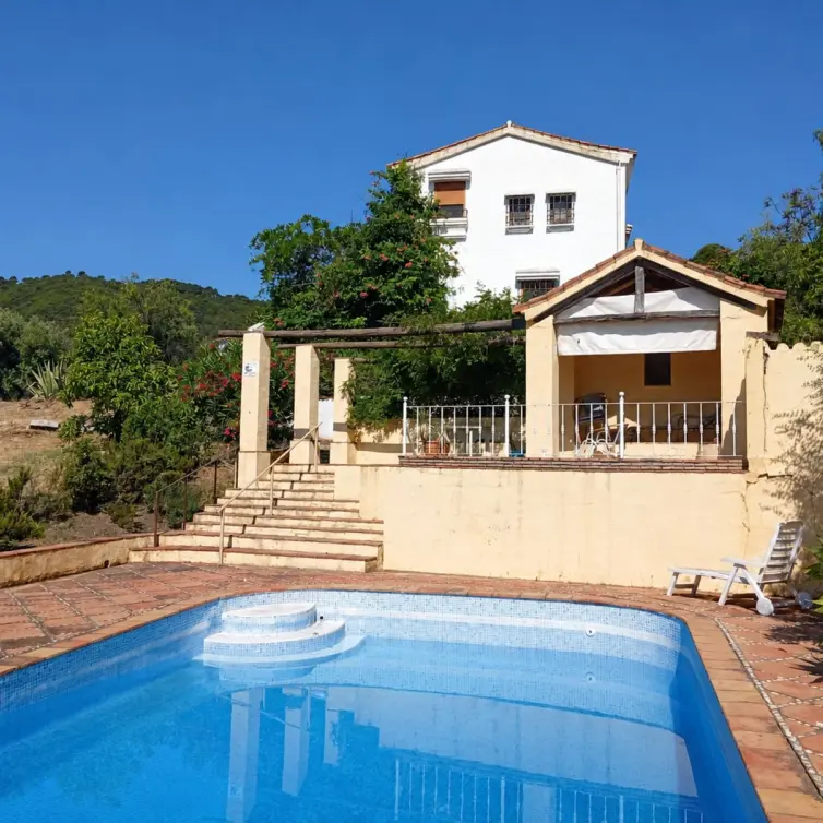 Sale of finca - cortijo in Gaucín