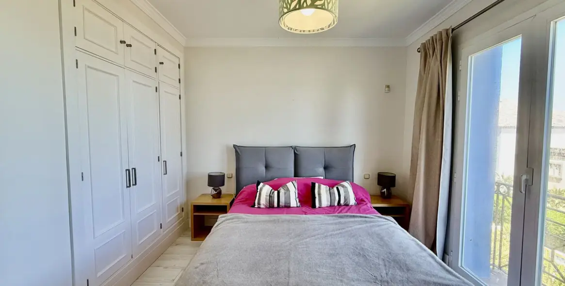 Sale of penthouse duplex in Casares Playa 25