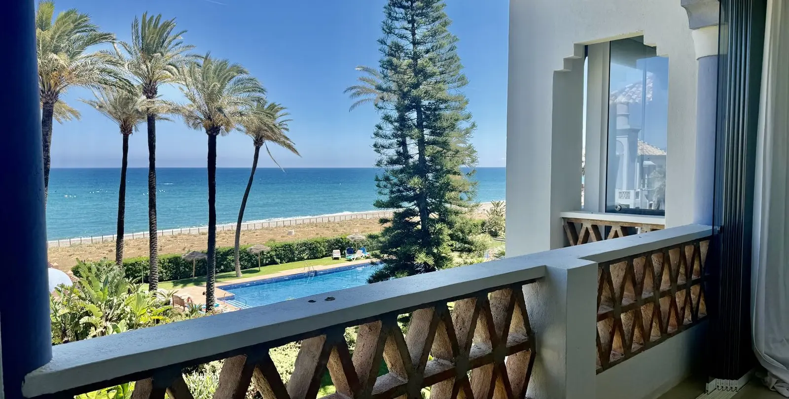 Venta de ático dúplex en Casares Playa 4