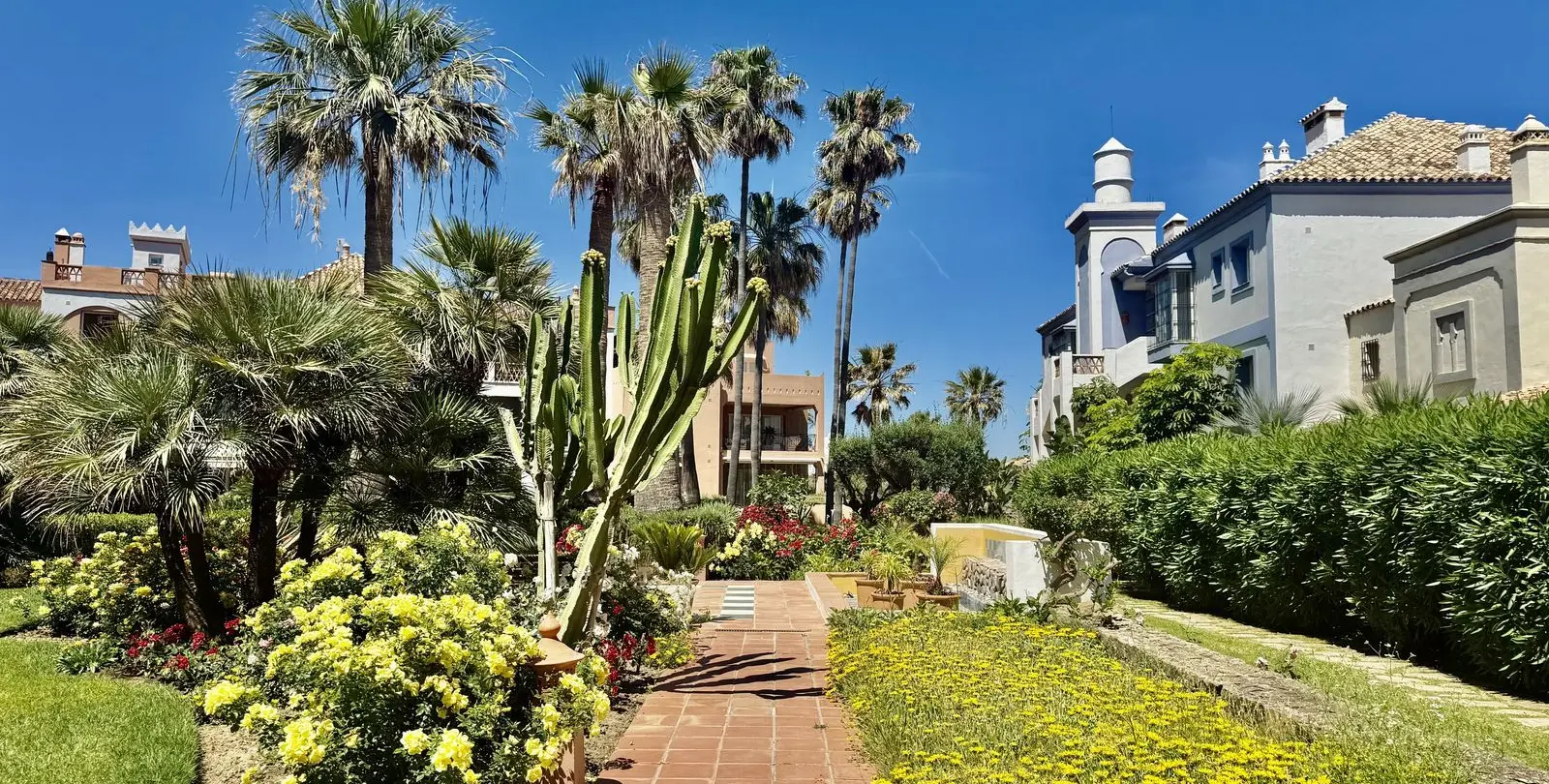 Venta de ático dúplex en Casares Playa 55