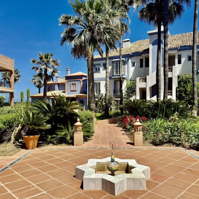 Venta de ático dúplex en Casares Playa