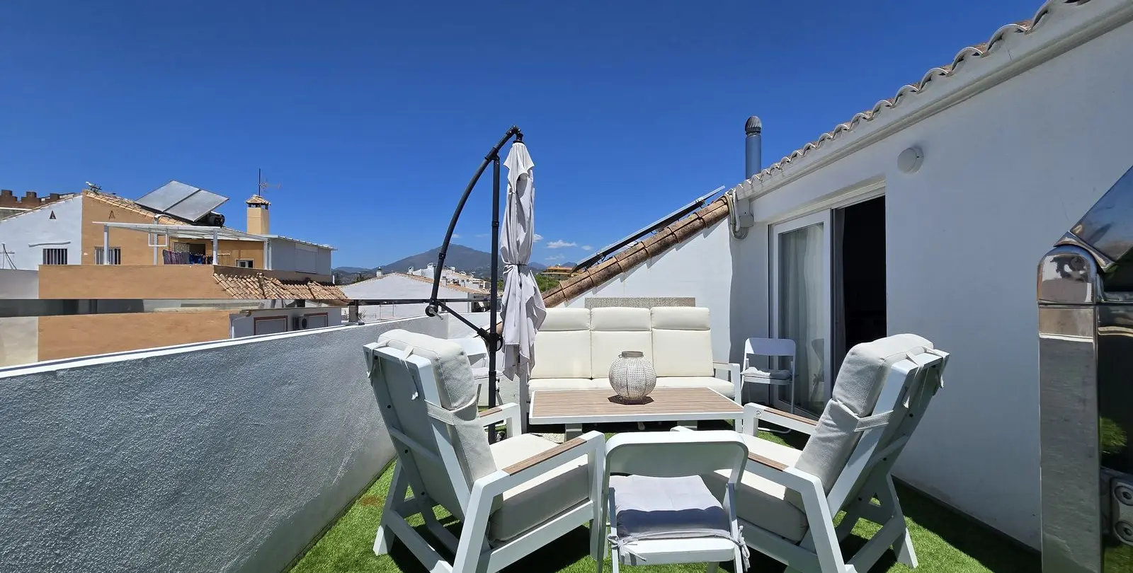 Sale of penthouse duplex in San Pedro de Alcántara 3