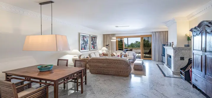 Venta de apartamento en planta baja en The Golden Mile 3