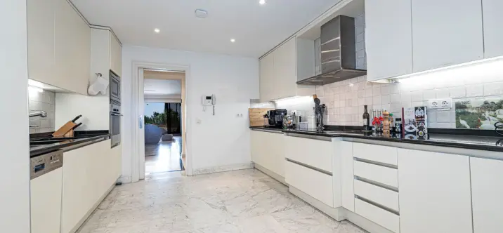 Venta de apartamento en planta baja en The Golden Mile 4