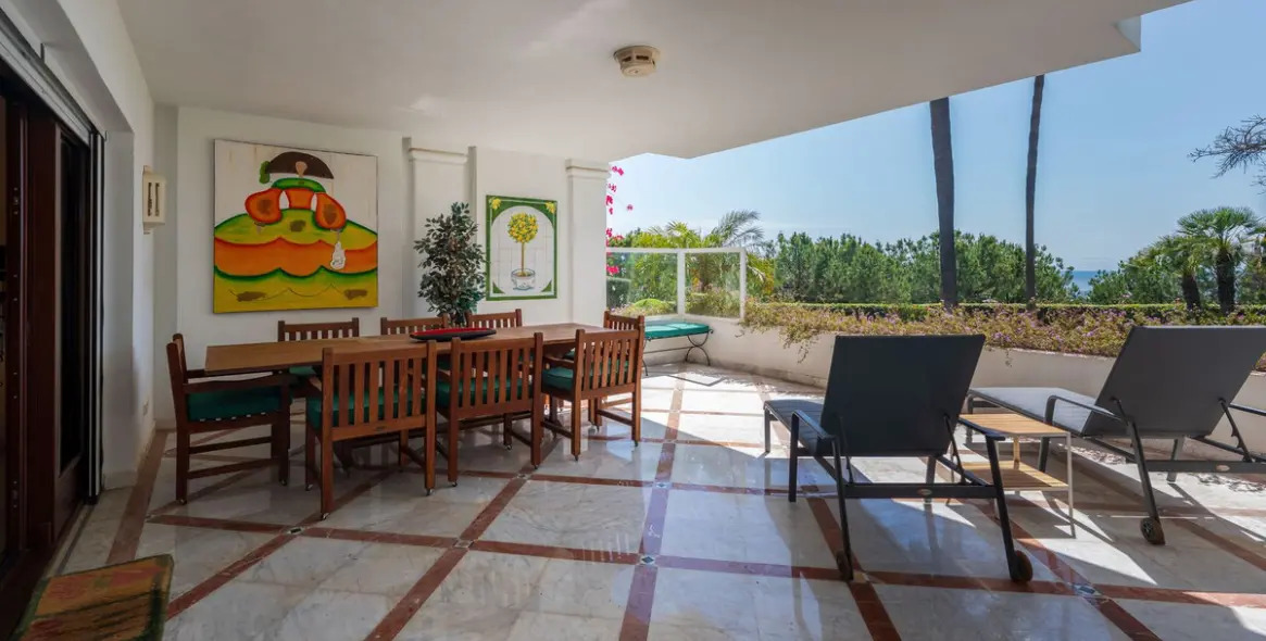 Venta de apartamento en planta baja en The Golden Mile 16