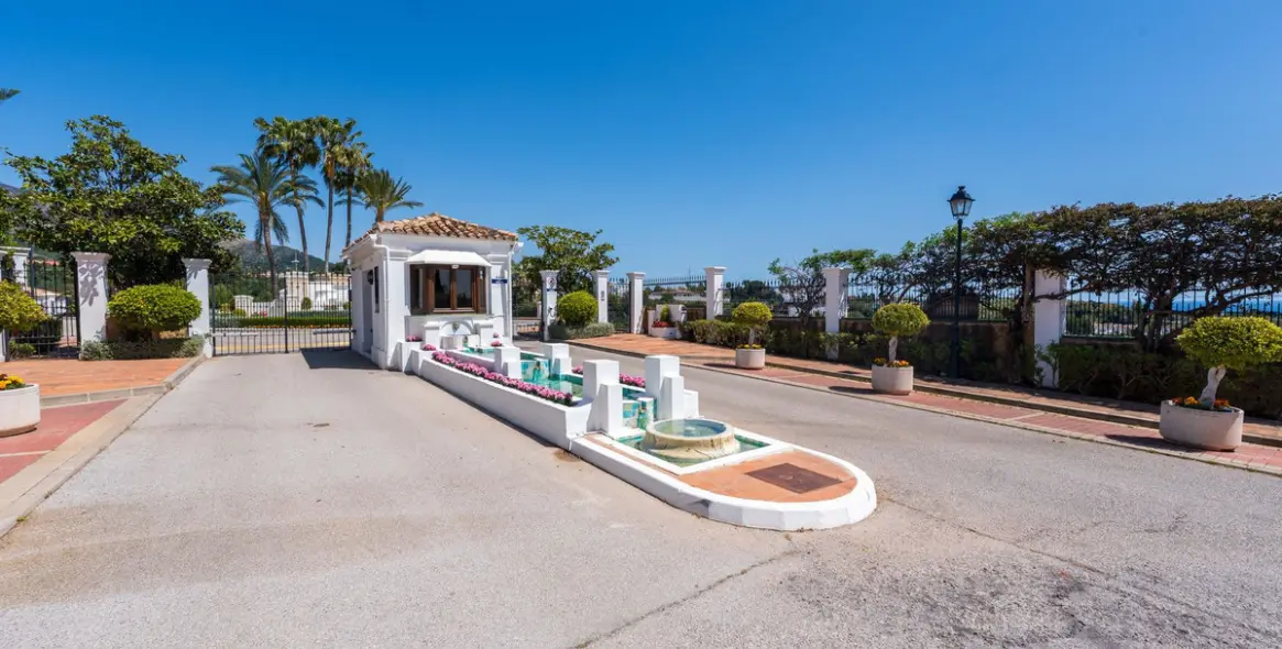Venta de apartamento en planta baja en The Golden Mile 49