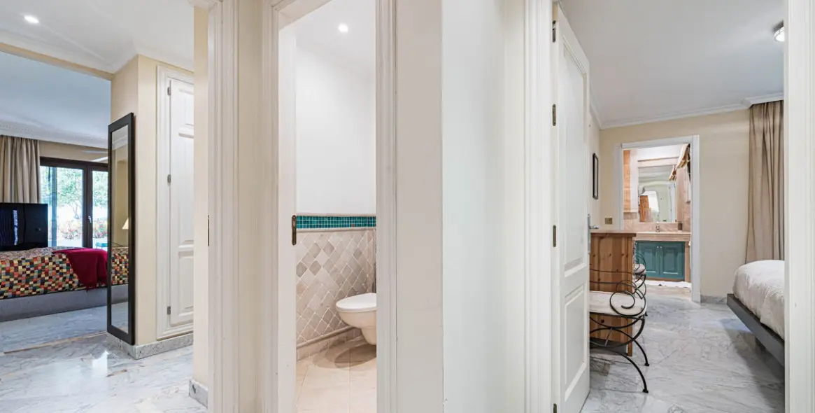 Venta de apartamento en planta baja en The Golden Mile 59