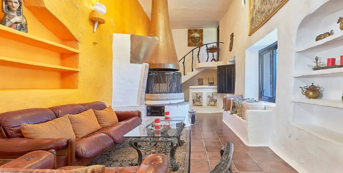 Продажа гостевого дома в Mijas 3