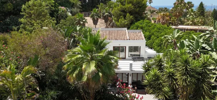 Venta de villa independiente en Marbella 0