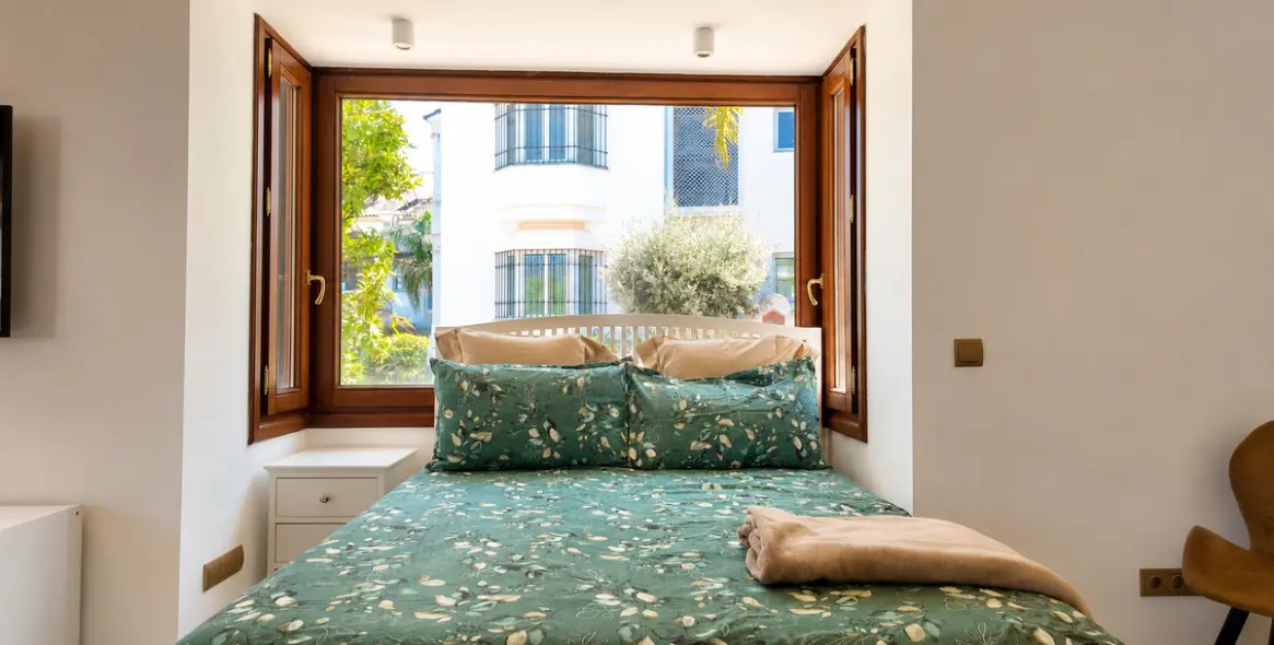 Venta de villa independiente en The Golden Mile 25