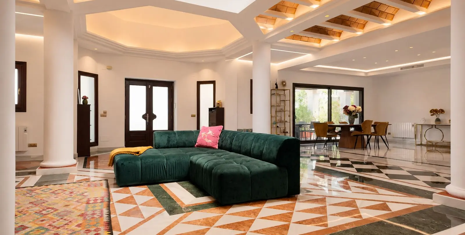 Venta de villa independiente en The Golden Mile 1