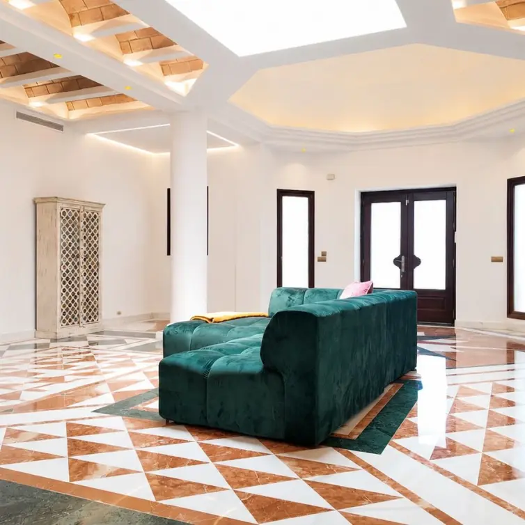 Sale of detached villa in The Golden Mile