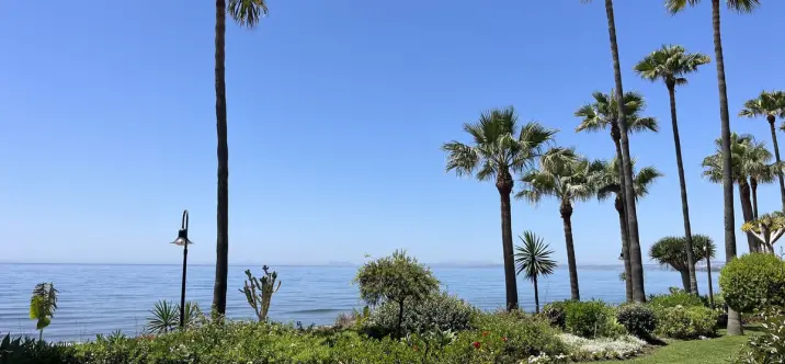 Venta de apartamento en planta baja en New Golden Mile 0