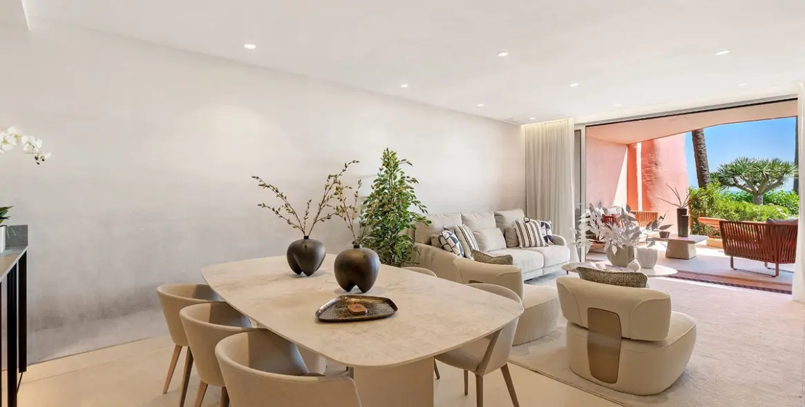 Venta de apartamento en planta baja en New Golden Mile 9