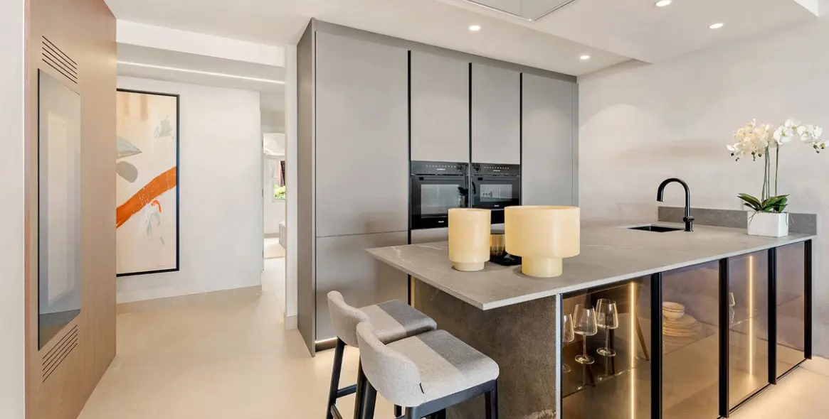 Venta de apartamento en planta baja en New Golden Mile 11