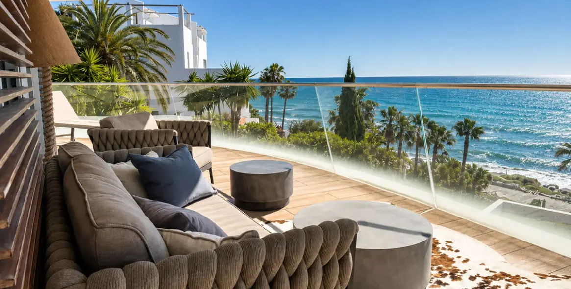 Продажа апартаментов на среднем этаже в Estepona 3