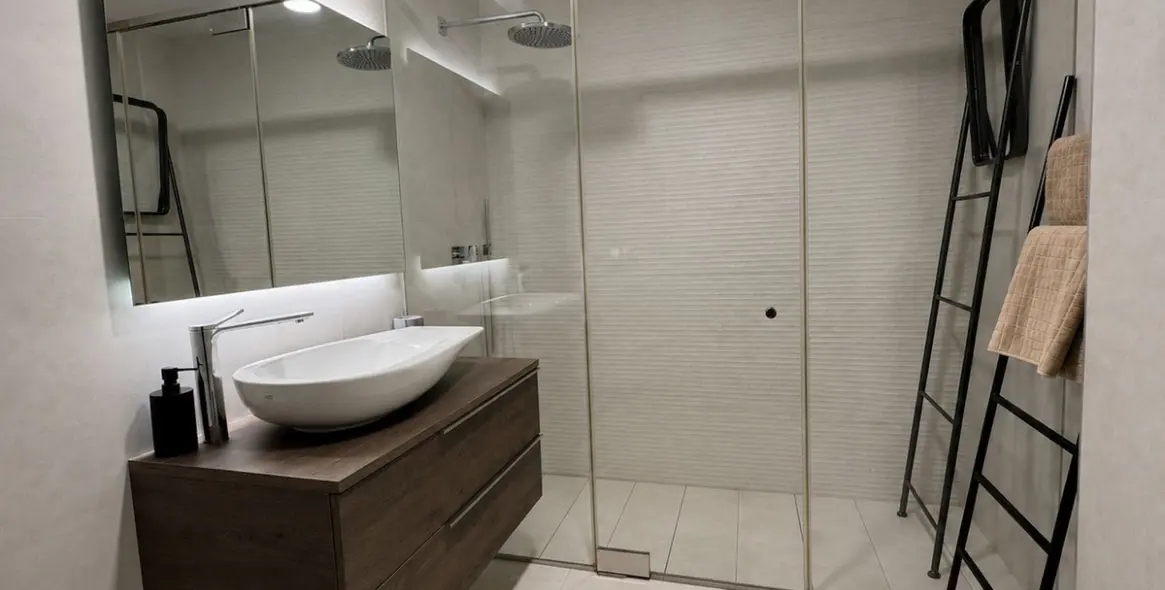 Продажа апартаментов на среднем этаже в Estepona 9