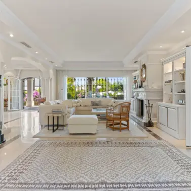 Venta de villa independiente en Bahía de Marbella