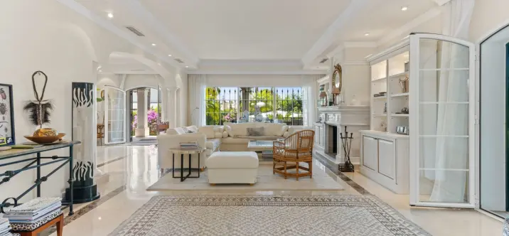 Venta de villa independiente en Bahía de Marbella 3