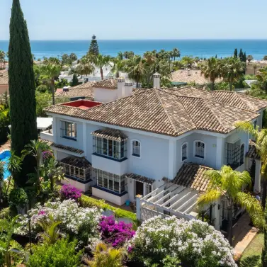 Venta de villa independiente en Bahía de Marbella