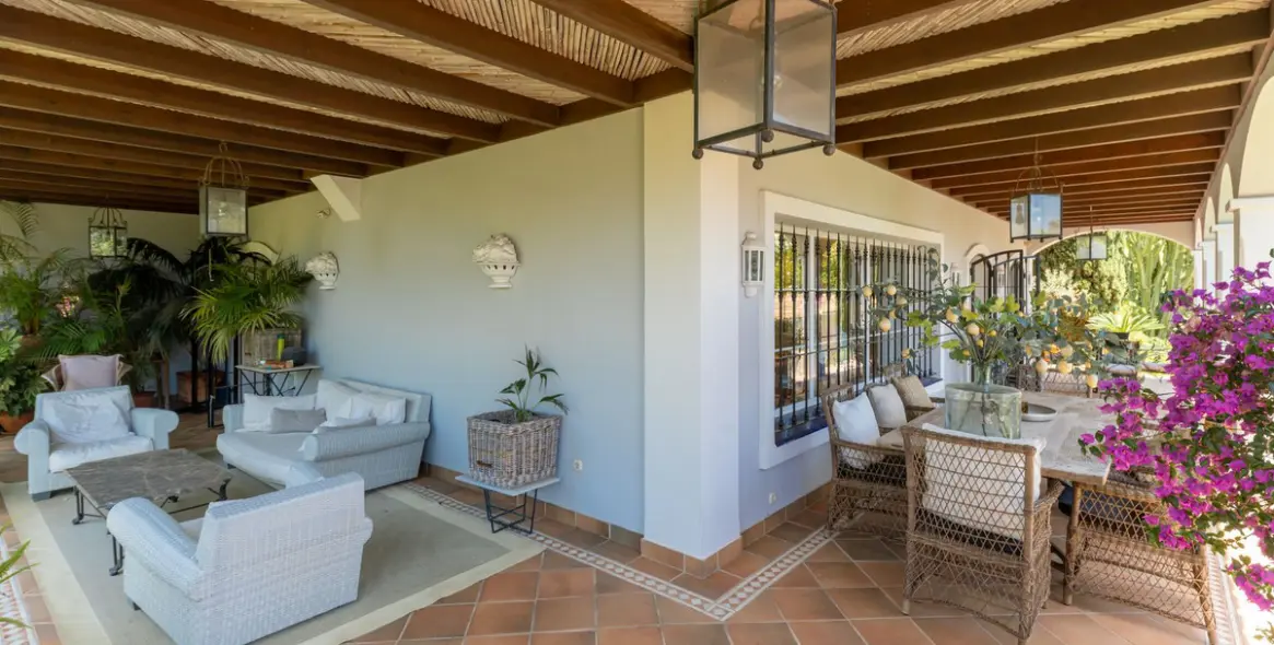 Venta de villa independiente en Bahía de Marbella 9